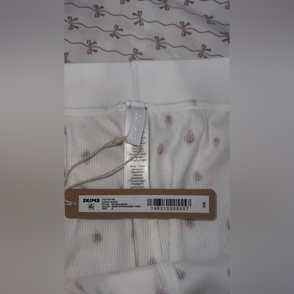 SKIMS 🍓🍓Cotton Rib Tank Size M loose Rib Boxer Size S - Picture 3 of 11